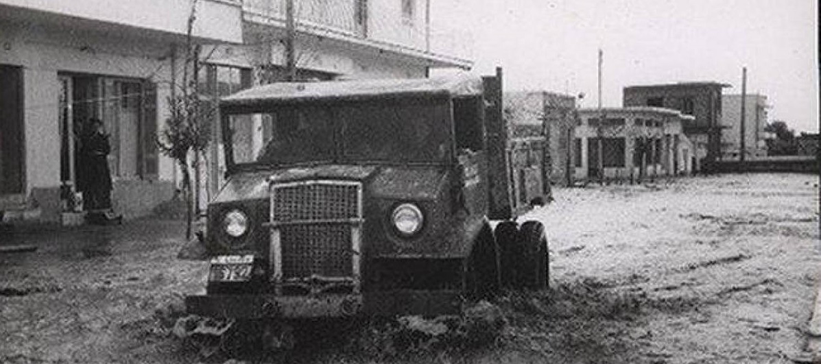 Σαν σήμερα στην Αθήνα: Η «πλημμύρα του Αγίου Φιλίππου» με 61 νεκρούς (φώτο)