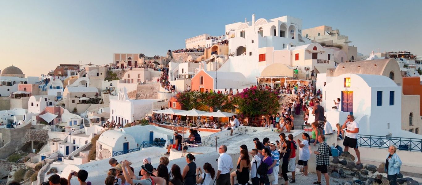 Ελληνικός τουρισμός 2005-2017: Οτι κέρδισε σε αφίξεις το έχασε σε έσοδα και σε αύξηση εξόδων φιλοξενίας!