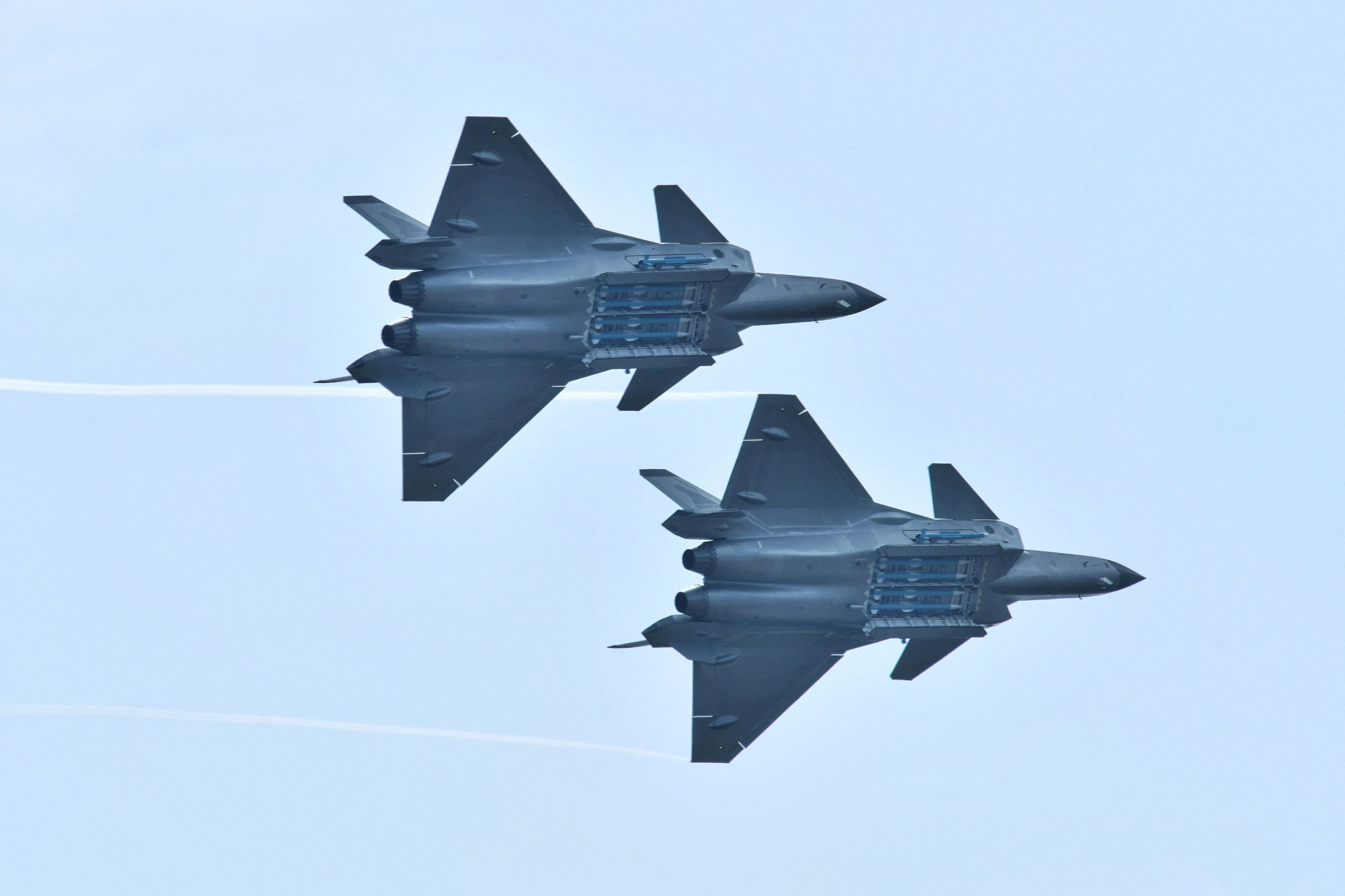 Κίνα: Το J-20 είναι ανώτερο του αμερικανικού F-22