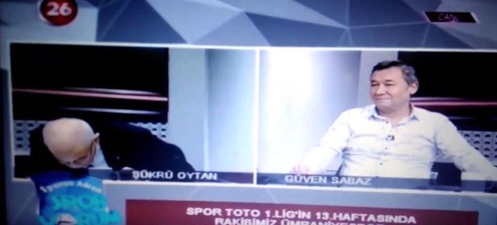 Τούρκος αθλητικογράφος παθαίνει καρδιακή προσβολή σε ζωντανή σύνδεση