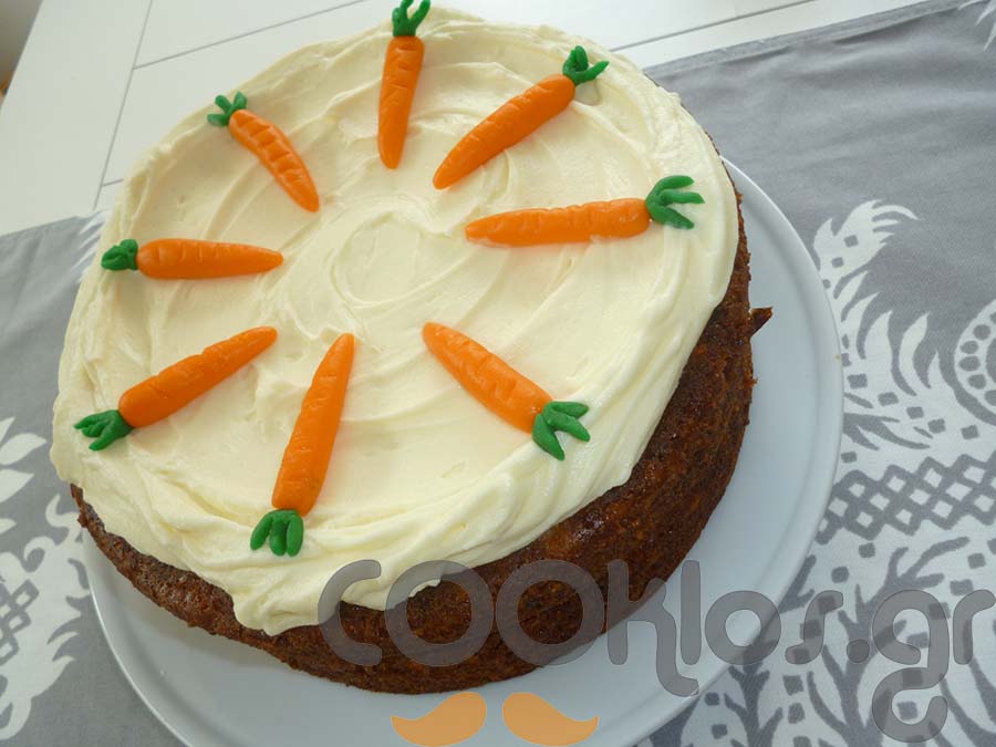 Η συνταγή της ημέρας: Κέικ καρότου με τζίντζερ και κρέμα