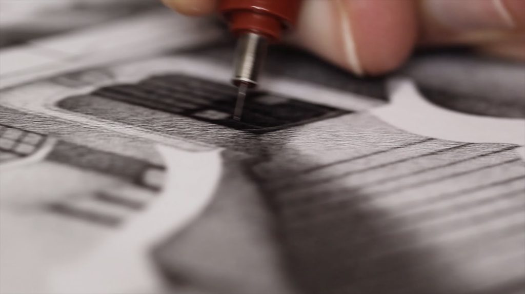 Χρειάστηκε 90 ώρες για να κάνει 1 εκατ. κουκίδες σε ένα χαρτί – Το αποτέλεσμα θα σας εντυπωσιάσει (φώτο-βίντεο)