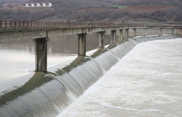 «Κίτρινος» συναγερμός για τους ποταμούς Έβρο και Άρδα – Όγκοι νερού έρχονται από τη Βουλγαρία