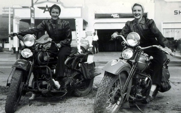 Οι μηχανόβιες του παρελθόντος: Οι γυναίκες που «δάμασαν» τις μοτοσικλέτες σαν άνδρες (φωτό)