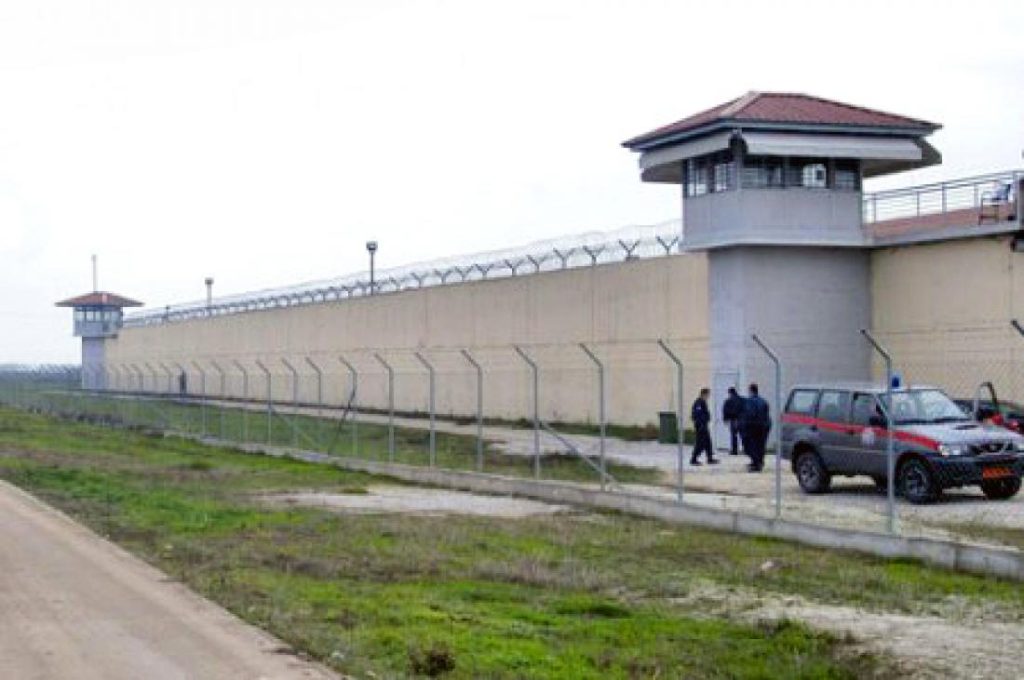Βρέθηκε νεκρός κρατούμενος στις φυλακές Τρικάλων