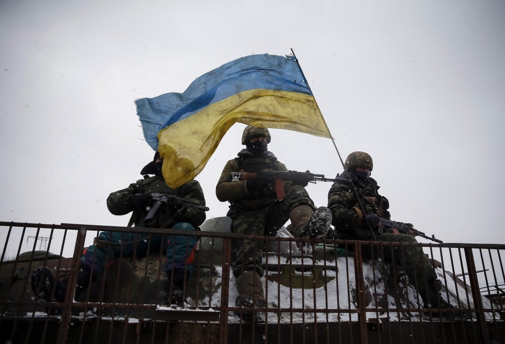 Μόσχα: «Ο στρατός της Ουκρανίας προετοιμάζει χημική επίθεση στο Ντονμπάς» (φώτο)