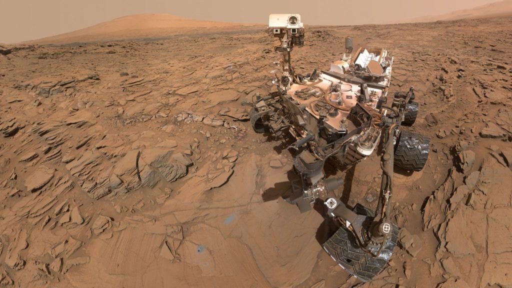 Ιδού πώς φαίνεται ο «Κόκκινος πλανήτης»: Η πρώτη φωτογραφία του InSight από το έδαφος του πλανήτη Άρη