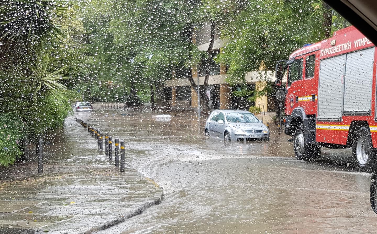 «Χτύπησε» και την Κύπρο η «Πηνελόπη»: Πλημμύρες και διακοπή ρεύματος σε αρκετές περιοχές