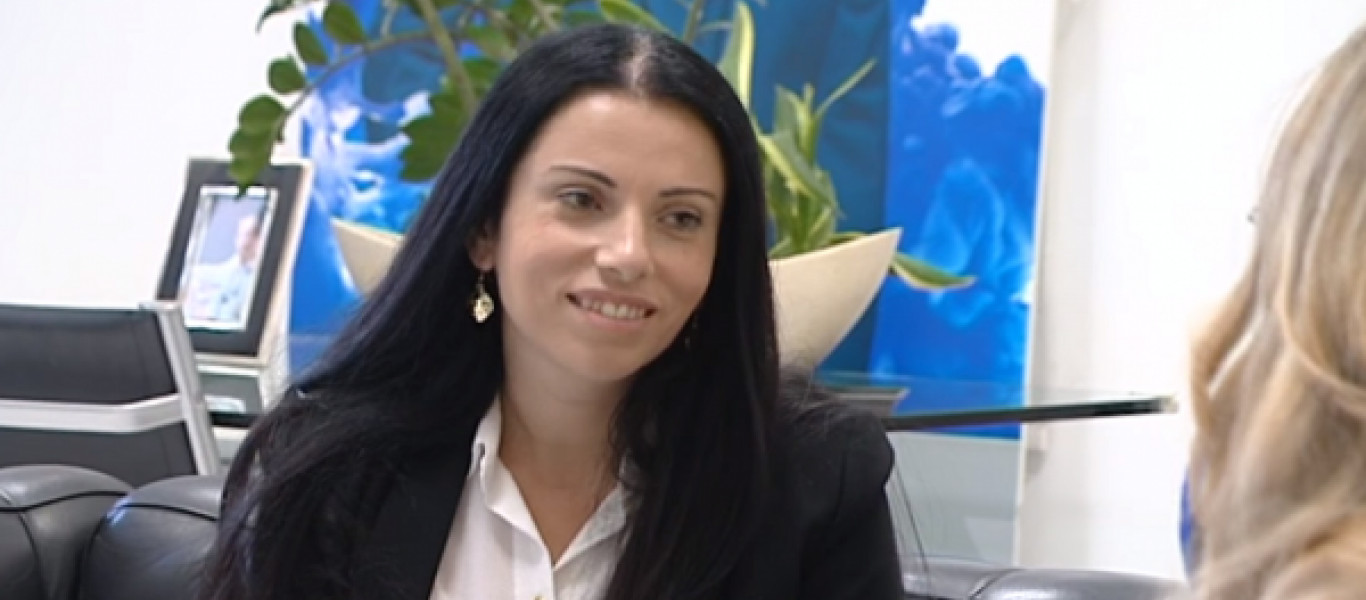 Δασκάλα από την Κύπρο υπερασπίζεται το Εθνος: «Οι εθνομηδενιστές παθαίνουν αλλεργία»