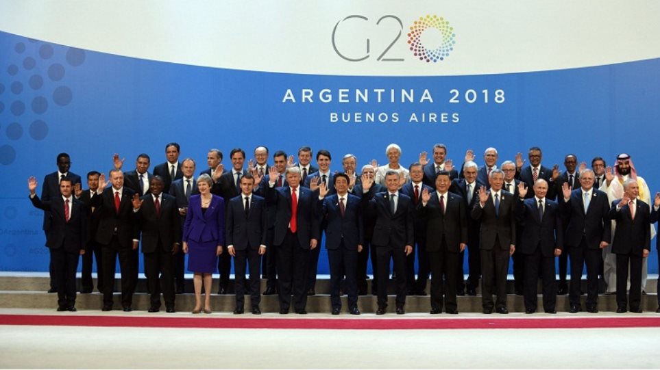 Αργεντινή: Έβαλλαν στην άκρη τον  πρίγκιπα Σαλμάν στην οικογενειακή φωτογραφία των G20