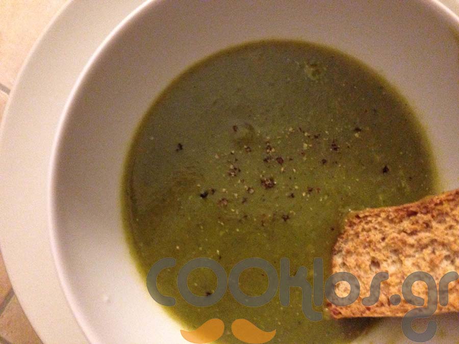 Η συνταγή της ημέρας: Σούπα βελουτέ με σπανάκι