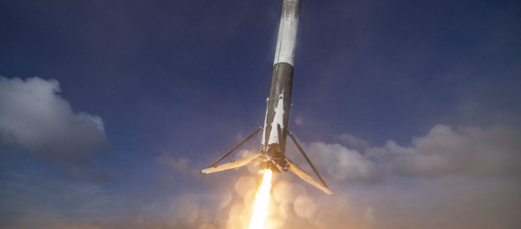 SpaceX:  Αναβλήθηκε η εκτόξευση του Falcon 9