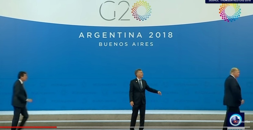 «Σύξυλο» άφησε τον πρόεδρο της Αργεντινής ο Ν.Τραμπ: Δεν κάθισε να φωτογραφηθεί μαζί του