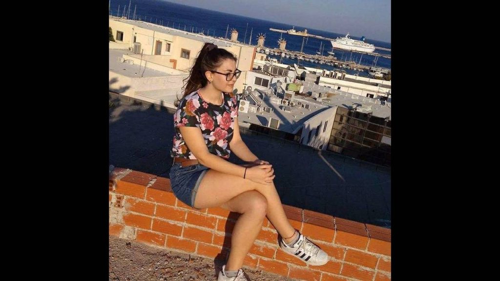 Τις ομολογίες των δύο υπόπτων που ανακρίνονται για τη δολοφονία της φοιτήτριας στη Ρόδο αναμένει η αστυνομία