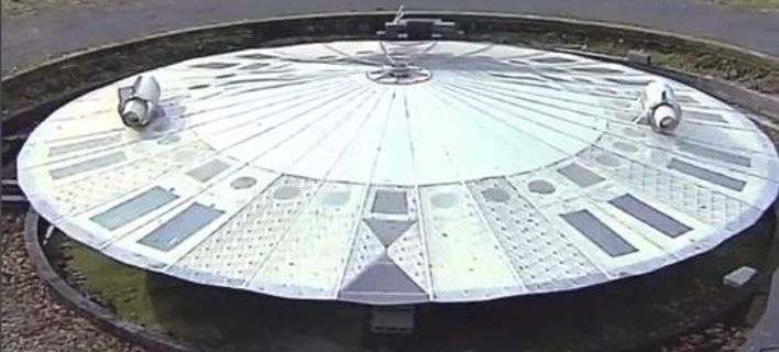 «Τρελός» Ισπανός εφευρέτης έφτιαξε ιπτάμενο δίσκο πραγματικών διαστάσεων (βίντεο)