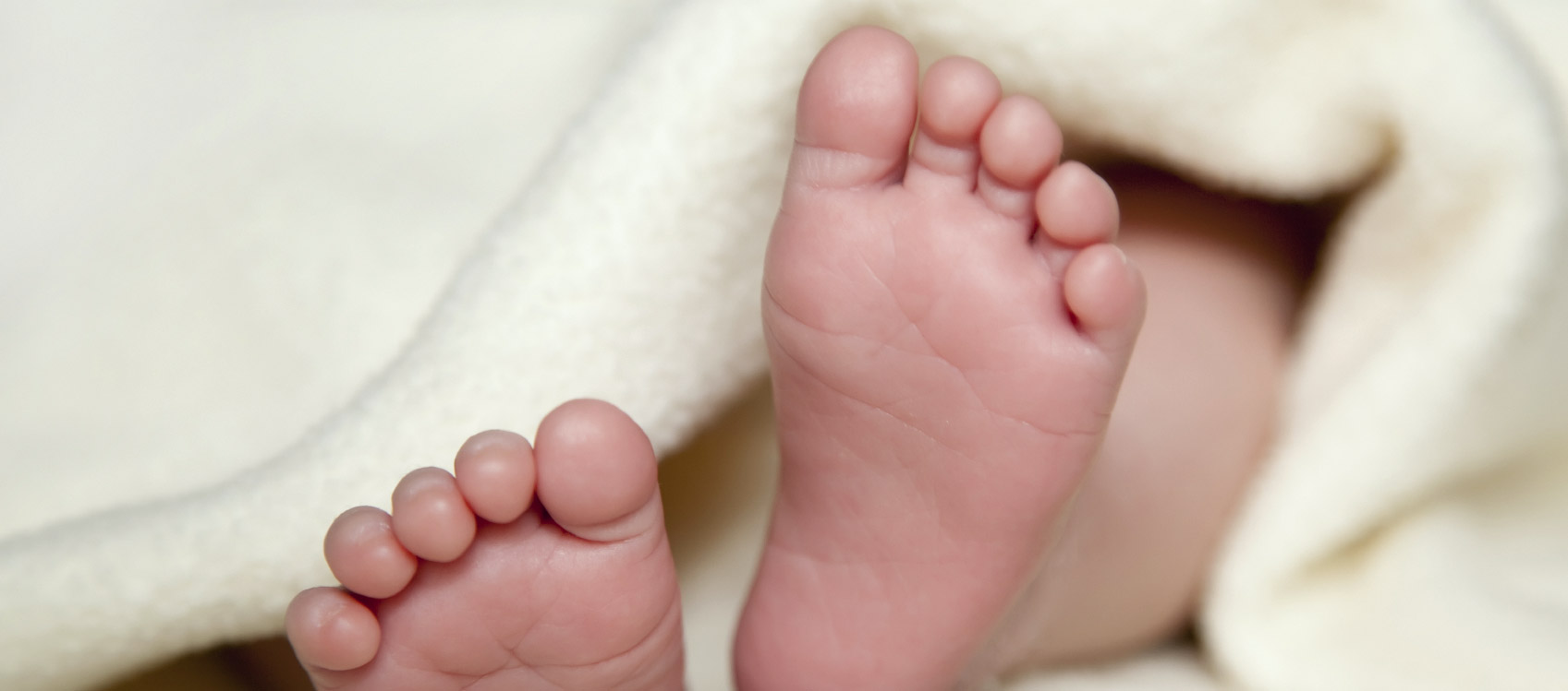 Γεννήθηκε το πρώτο μωρό από μεταμόσχευση μήτρας νεκρής δότριας!