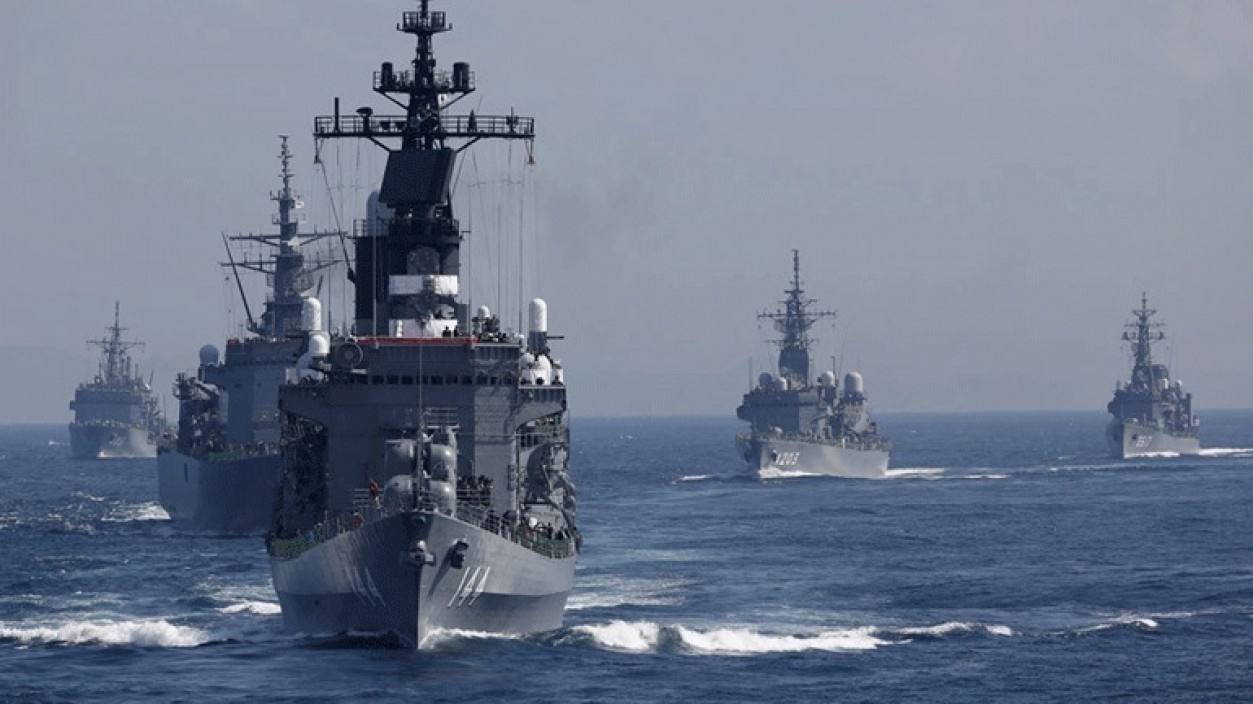 Ο εντυπωσιακός εορτασμός του Αγίου Νικολάου από το Πολεμικό Ναυτικό (βίντεο)