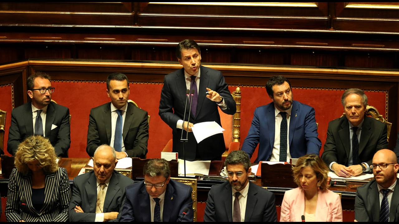 H Ρώμη σκοπεύει να στείλει έναν αναθεωρημένο προϋπολογισμό στην Ευρωπαϊκή Ένωση την Τετάρτη