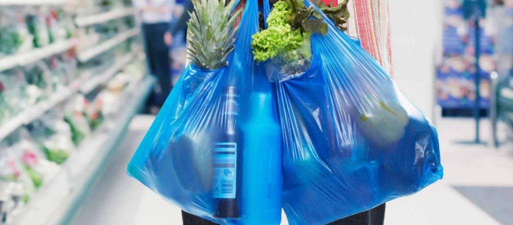 Δείτε πόσο θα αυξηθεί η τιμή της πλαστικής σακούλας από 1η Ιανουαρίου