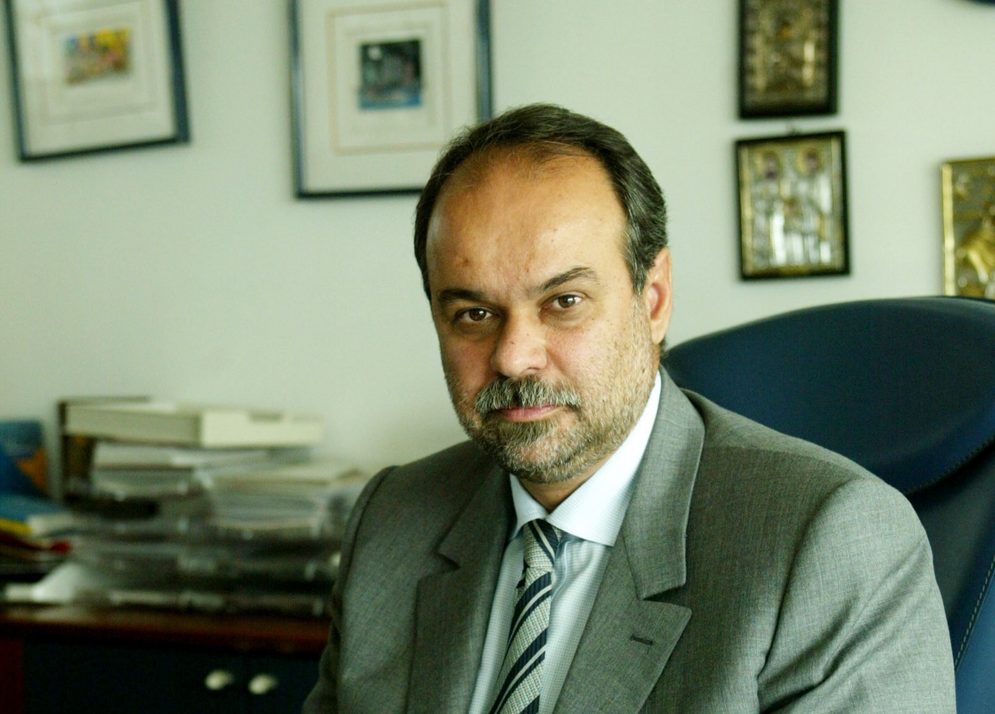 Πολίτης κατέθεσε στην τράπεζα χαρτονόμισμα των 200 ευρώ που προερχόταν από την απαγωγή Μυλωνά