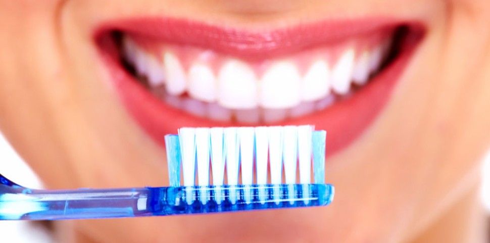 Ο καρκίνος του οισοφάγου συνδέεται με το βούρτσισμα των δοντιών – Δείτε τι συμβαίνει…