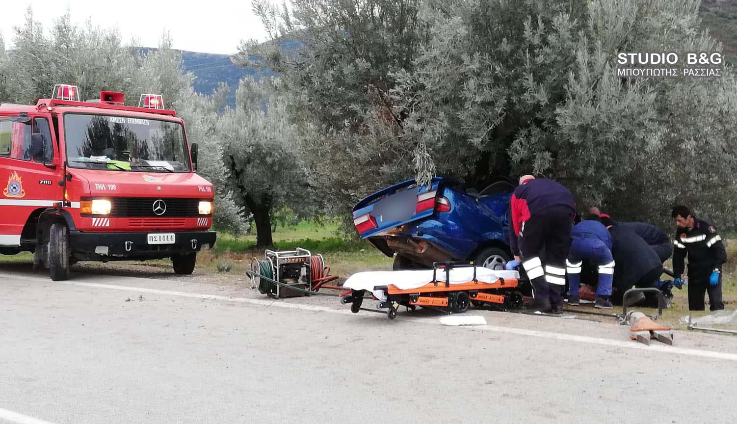 Σοβαρό τροχαίο δυστύχημα στην Αργολίδα – Νεκρός ο πατέρας – Νοσηλεύονται το παιδί και η μητέρα (φωτο)