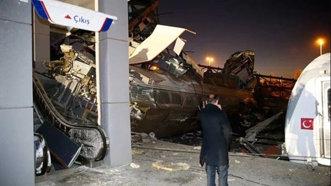 Βίντεο και φωτό από drone: Σοκάρει το μέγεθος της πολύνεκρης καταστροφής στην Τουρκία