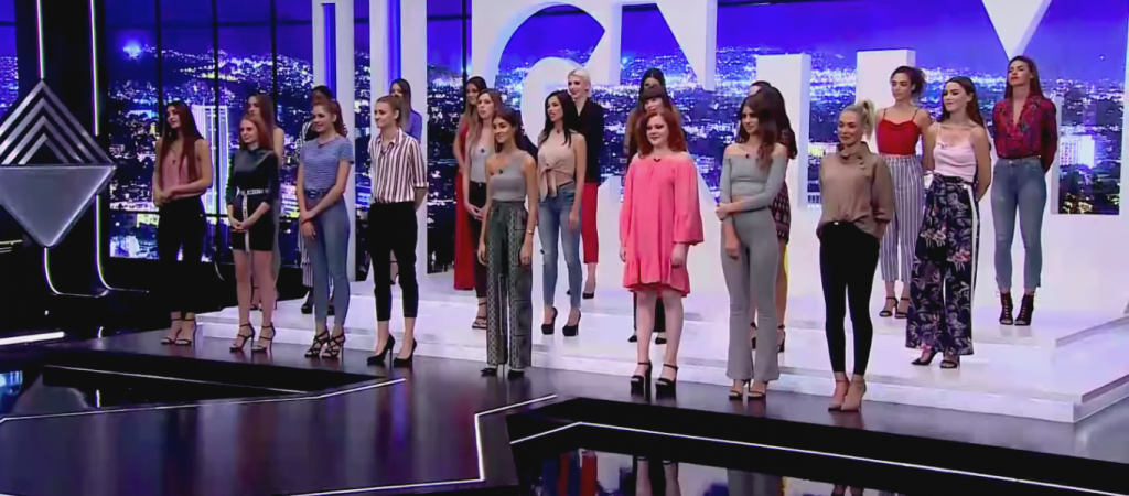 GNTM: Πρώην παίκτρια «στολίζει» τις συμπαίκτριές της: «Αποχώρησα κι έμειναν οι κοντές καρ…όλες μέσα!» (βίντεο)