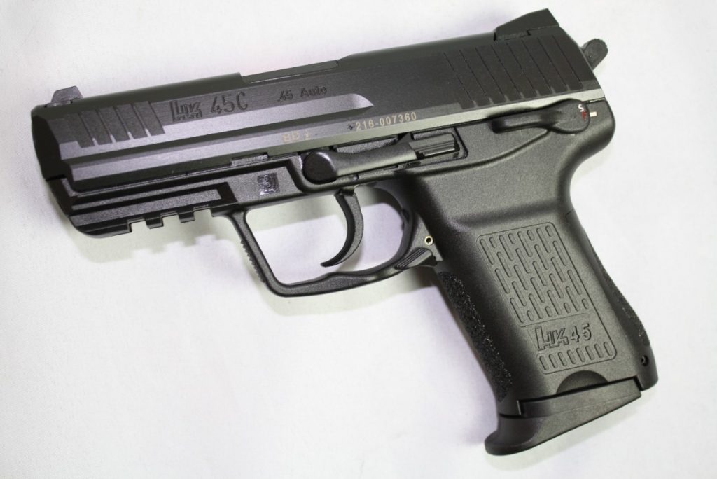 Ποιοι και πώς έκλεψαν τα όπλα από το ΑΤ Εξαρχείων – Μόνο αξιωματικοί και αστυφύλακες είχαν πρόσβαση στον χώρο φύλαξης