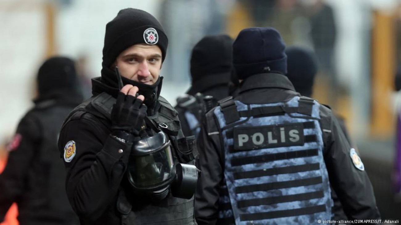 Τουρκία: Νέο κυνήγι Γκιουλενιστών – Τούρκοι εισαγγελείς διέταξαν συλλήψεις 267 αξιωματικών του στρατού