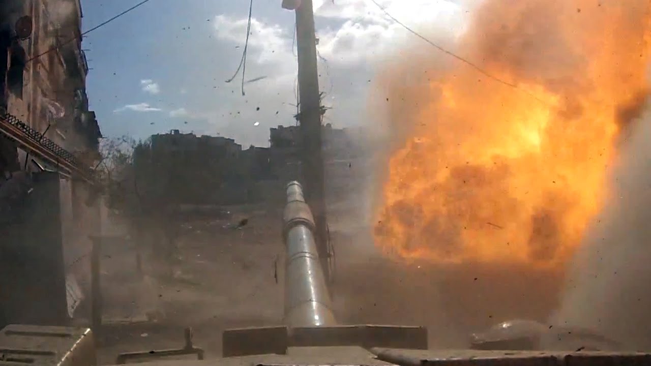 30′ άγριων συγκρούσεων στην Συρία: Tα T-72 «θερίζουν» ισλαμιστές και ανοίγουν τον δρόμο (βίντεο)