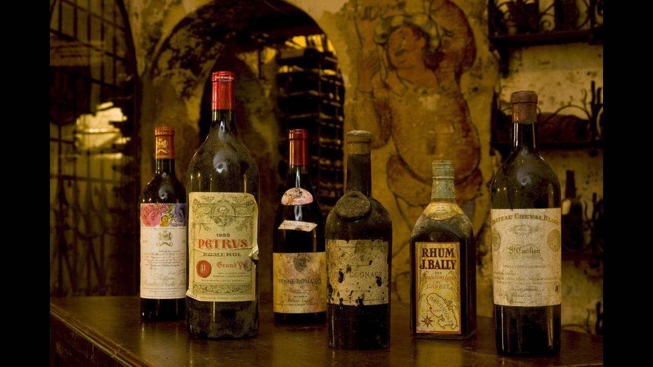 Ποιος είναι ο λόγος που οι πλουσιότεροι άνθρωποι γίνονται συλλέκτες σπάνιων μπουκαλιών