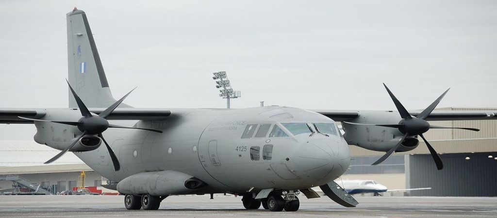Αεροσκάφος της Πολεμικής Αεροπορίας μετέφερε 3 βρέφη κατόπιν αιτημάτων του ΕΚΑΒ (φωτο)