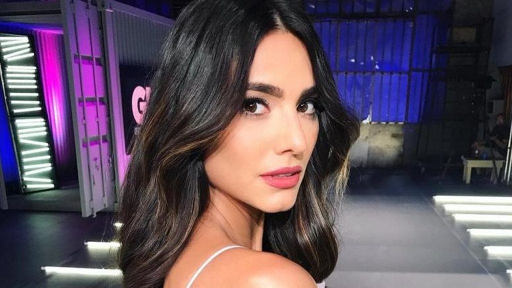 Κούκλα: Η φωτογράφιση- «φωτιά» της Ηλιάνας Παπαγεωργίου (φωτο)