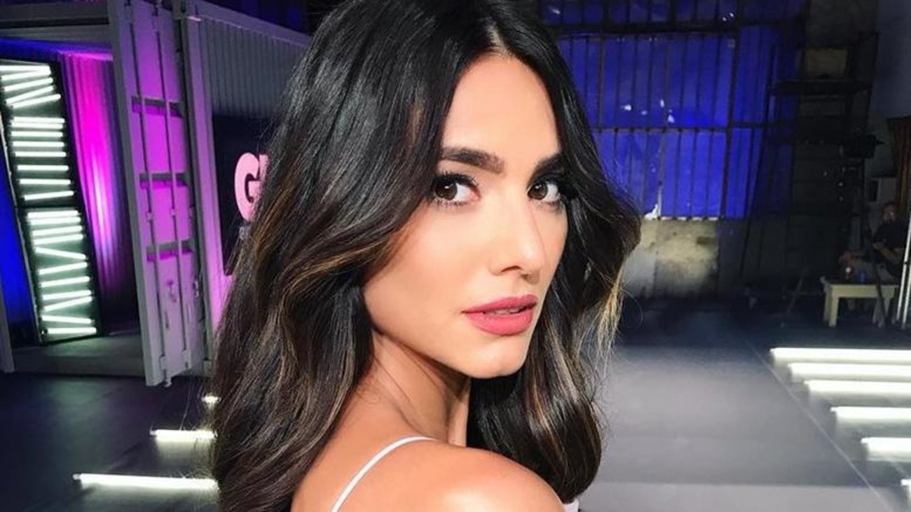 Κούκλα: Η φωτογράφιση- «φωτιά» της Ηλιάνας Παπαγεωργίου (φωτο)