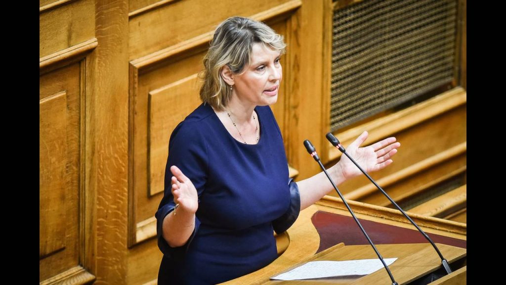 Κ.Παπακώστα: «Η δημοκρατία δεν απειλείται- Τέτοιου είδους ενέργειες βίας δεν έχουν θέση στη Δημοκρατία»