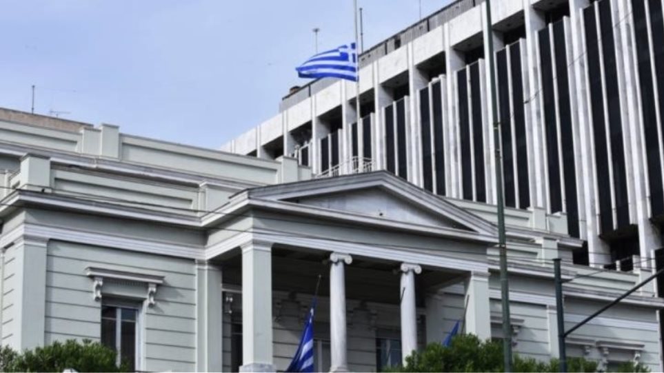 Το ΥΠΕΞ απαντά σε Τσαβούσογλου: «Το νομικό καθεστώς του Αιγαίου είναι απολύτως σαφές»