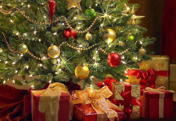 Χριστουγεννιάτικο δέντρο: Ξενόφερτο ή ελληνικό έθιμο; Ποια η άποψη της Εκκλησίας