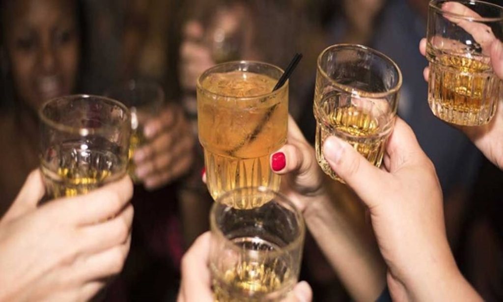 Δείτε πόσες θερμίδες περιέχει το κάθε ποτό