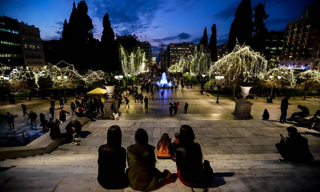 «Άνοιξη» την Κυριακή – Χειμώνας τα Χριστούγεννα – Δείτε live την πορεία της κακοκαιρίας