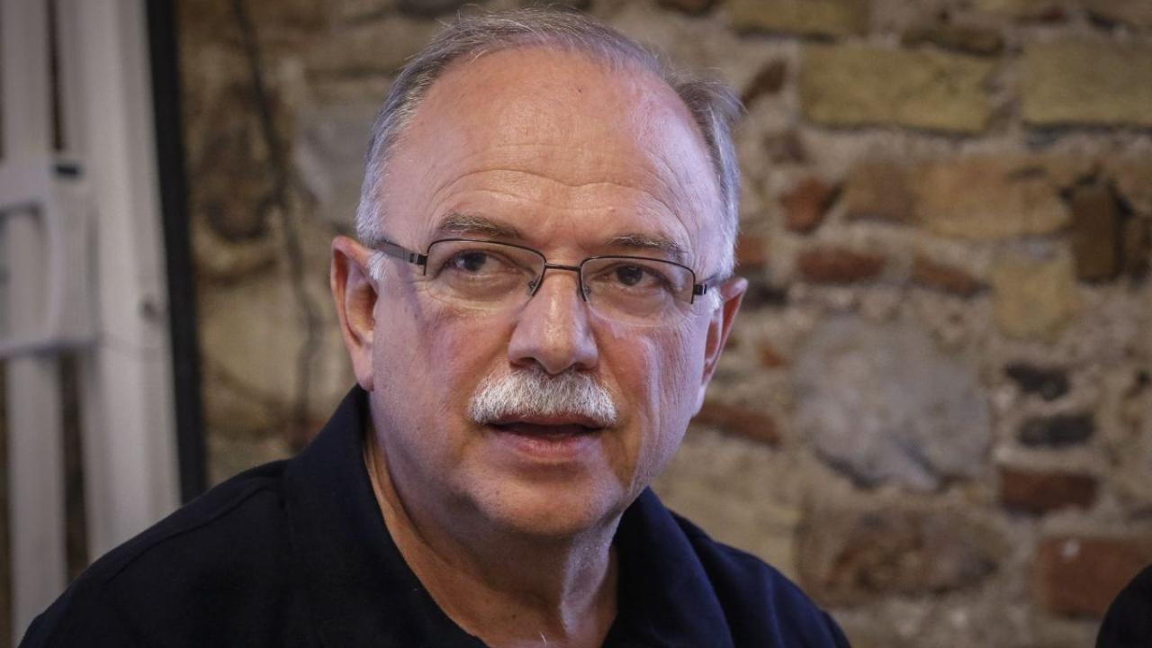 Δεν έχουν ιερό και όσιο – Σχόλιο-ντροπή από τον Δ. Παπαδημούλη: «Πρόσφυγες οι γονείς του Ιησού Χριστού»! (φώτο)