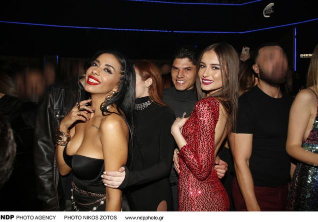 Τα κορίτσια του My Style Rocks το «έριξαν» έξω- Δείτε τες να τα «σπάνε» στα μπουζούκια (φωτο)