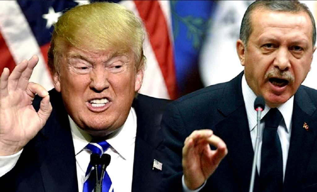 Gatestone Institute: «Ο Τραμπ κάνει με τον Ερντογάν το ίδιο λάθος που έκανε ο Τσάμπερλεϊν με τον Χίτλερ»