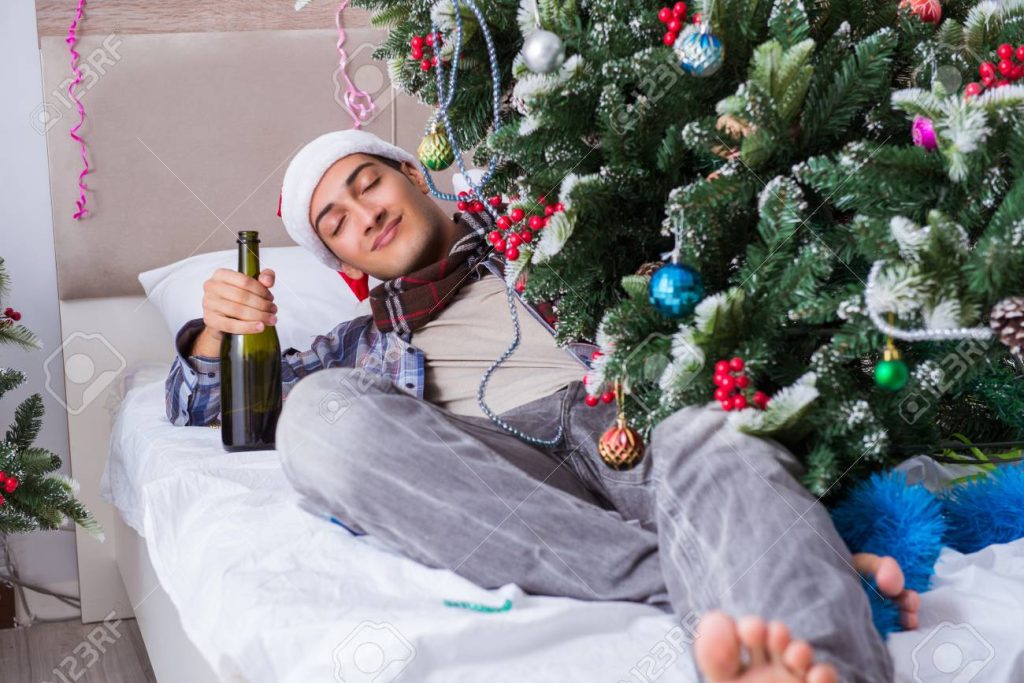 Hangover: Πώς θα γλιτώσετε τον πονοκέφαλο μετά από αλκοόλ και ξενύχτι