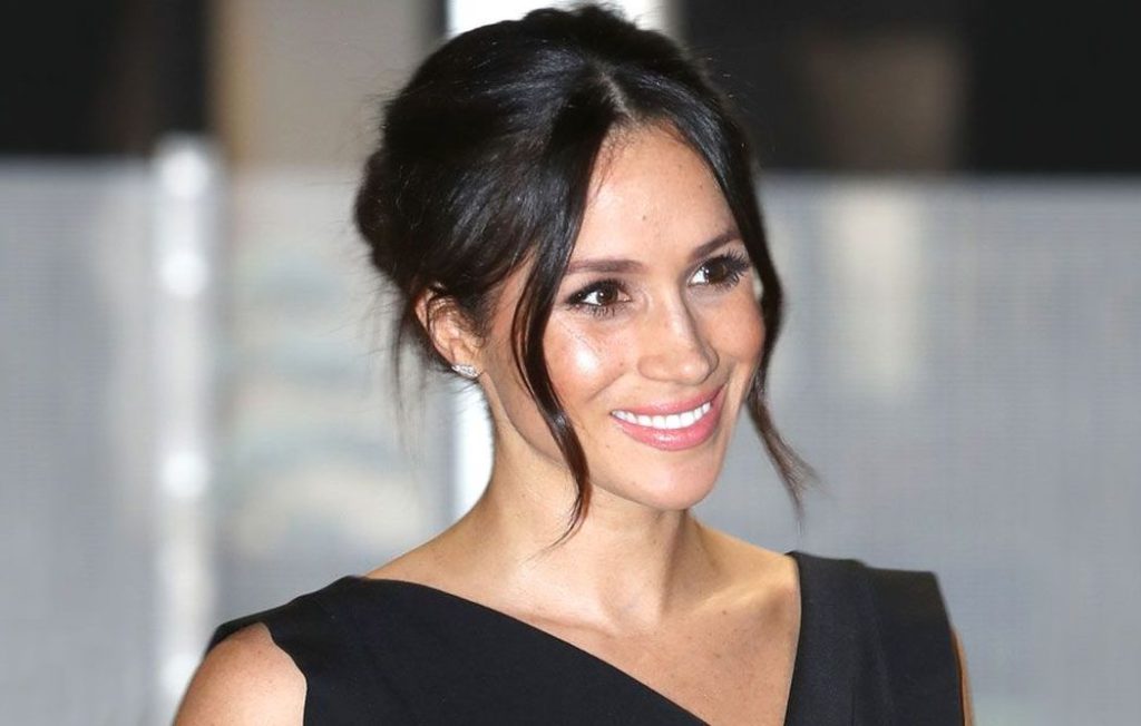 Σκανδαλώδεις αποκαλύψεις για τον πρώτο γάμο της Μέγκαν Μαρκλ – Μοίρασε μαριχουάνα στους καλεσμένους!