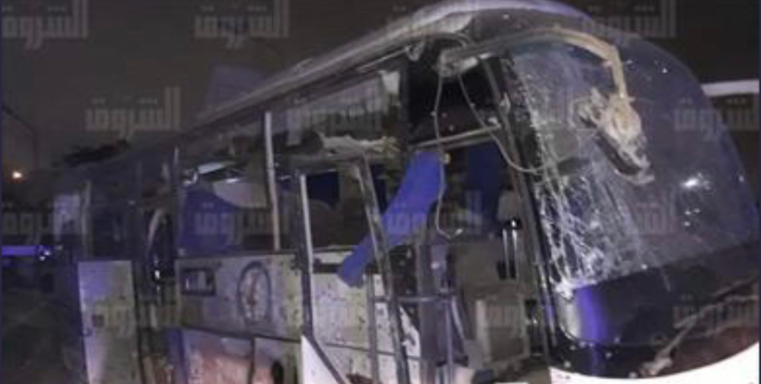 Αίγυπτος: Έκρηξη σε τουριστικό λεωφορείο στο Κάιρο – Tέσσερις νεκροί και δεκάδες τραυματίες (φωτο) (upd)
