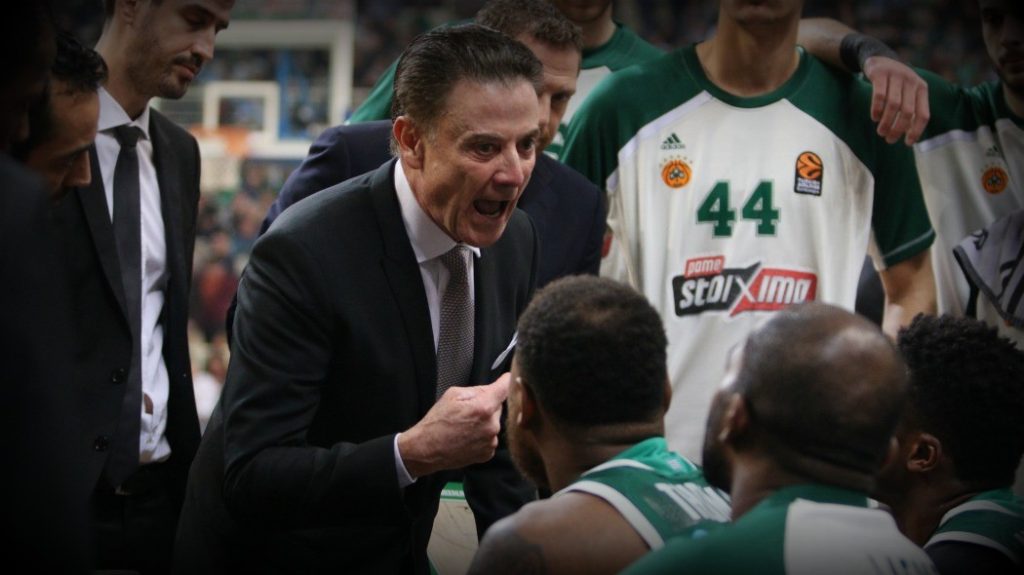 Ένα βίντεο χίλιες λέξεις: Πως ο Πιτίνο έκανε τον Παναθηναϊκό… να δαγκώνει!