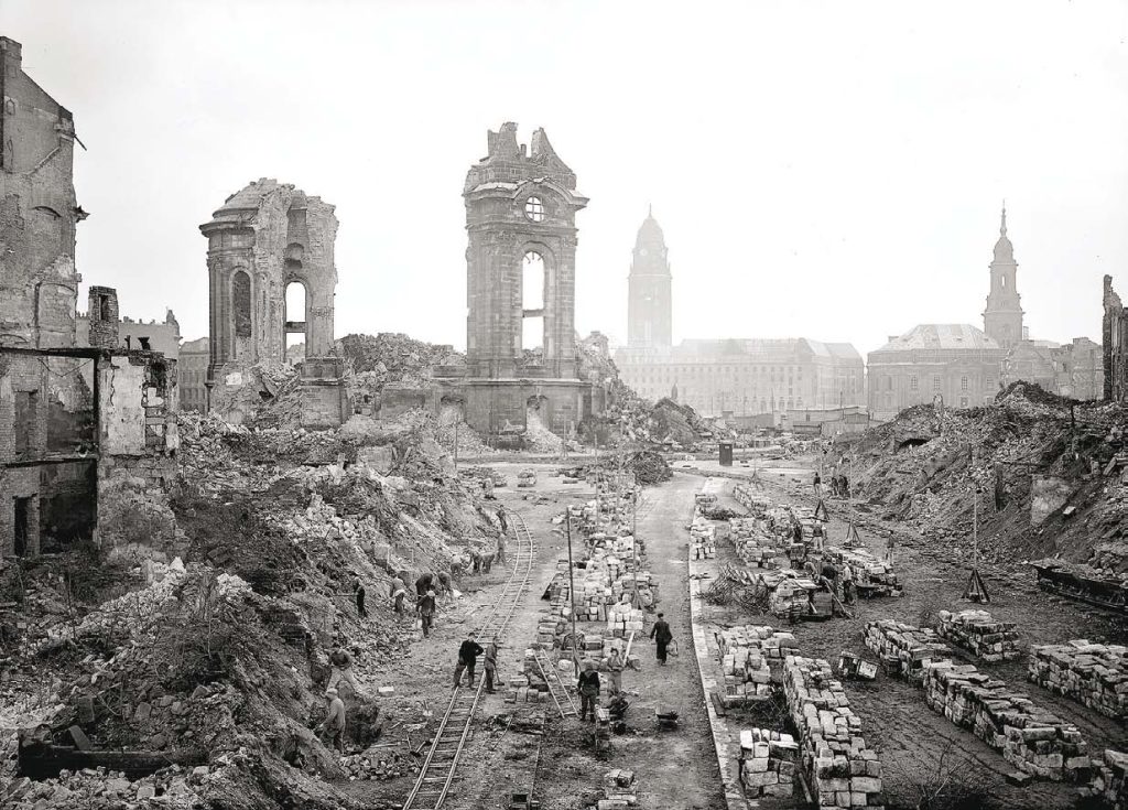 Γιατί η Ελλάδα γιορτάζει την έναρξη κι όχι τη λήξη του Β’ Παγκοσμίου Πολέμου;