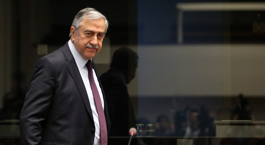 Προκλητικός Ακιντζί: «Όμηροι του στάτους κβο οι Τουρκοκύπριοι»!