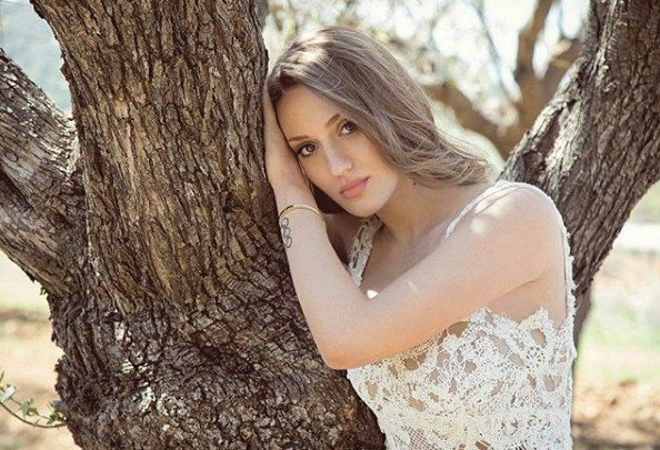 Δώστε της ξανά το χρυσό: Η Άννα Κορακάκη στα καλύτερά της! (φωτο)